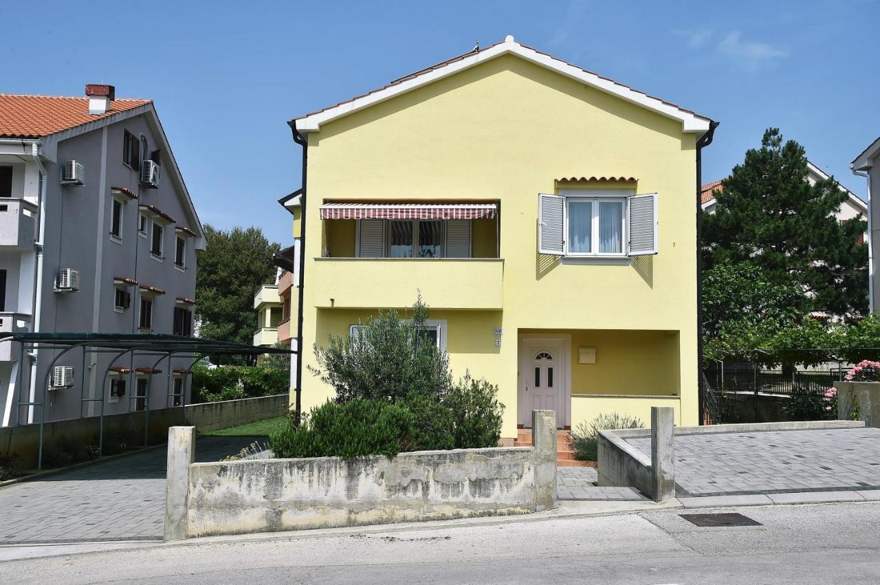 Apartments Luni Baška Buitenkant foto